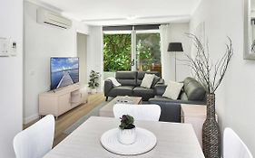 Resort Pool And Garden Apartment, Nelson Bay